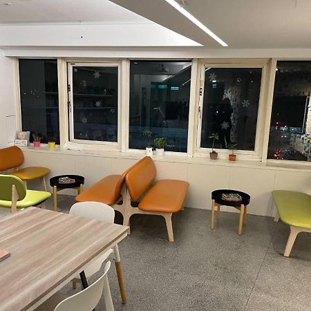 Light Inn Кийлунг Екстериор снимка