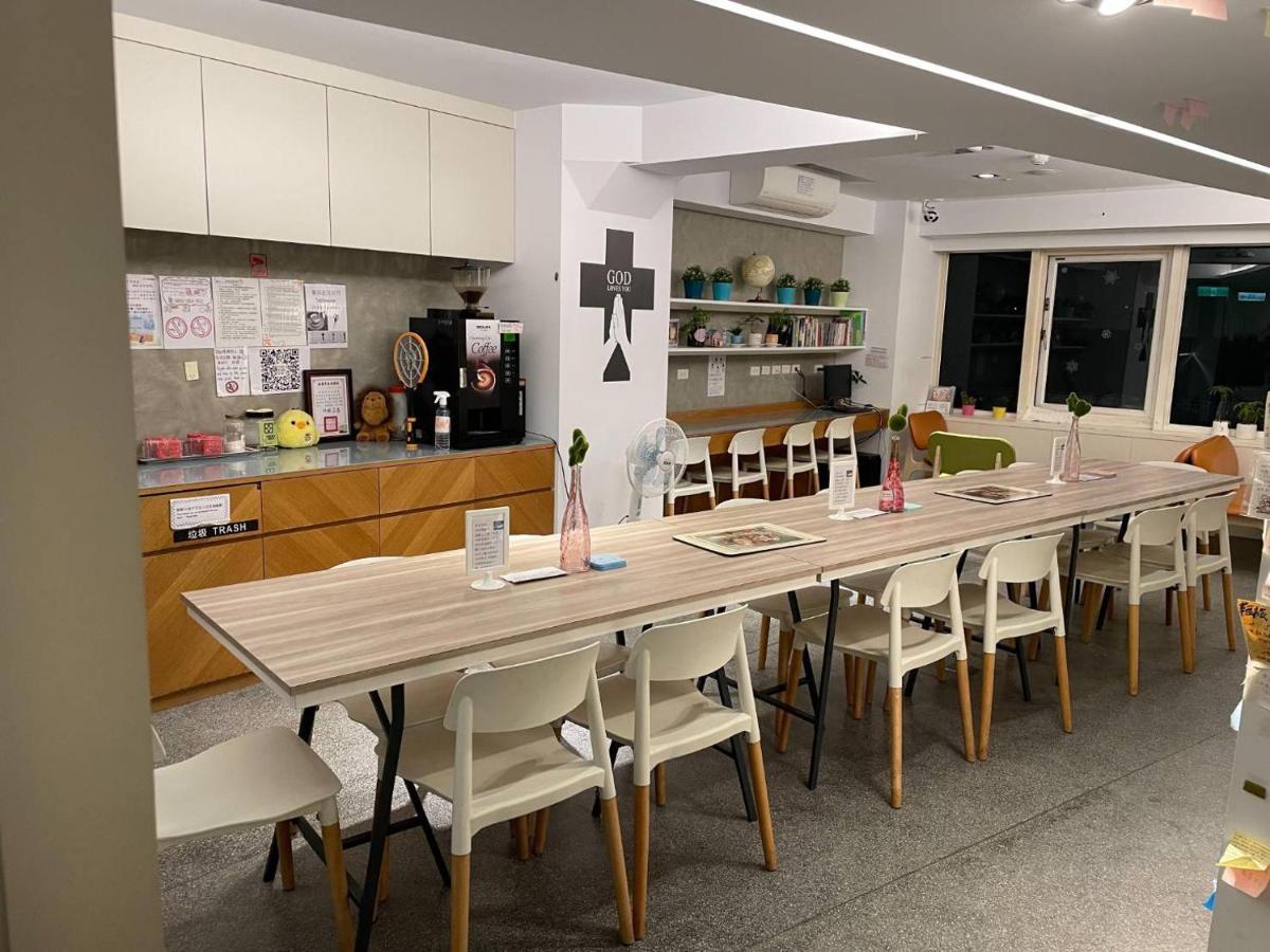 Light Inn Кийлунг Екстериор снимка