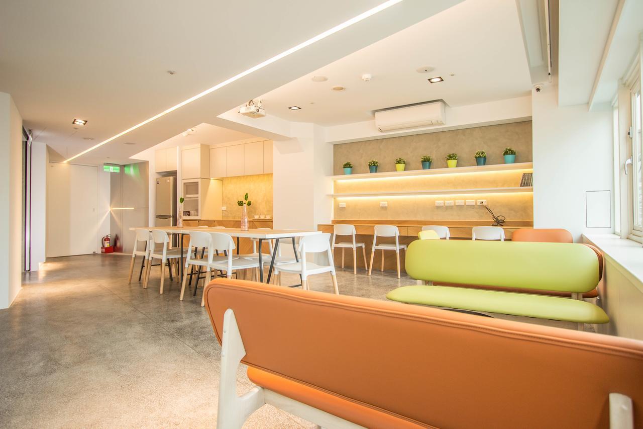 Light Inn Кийлунг Екстериор снимка