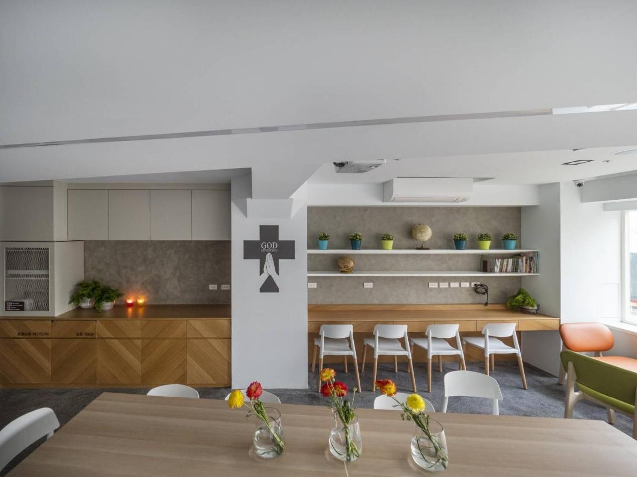 Light Inn Кийлунг Екстериор снимка